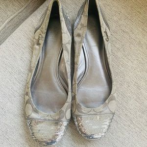 Authentic coach flats